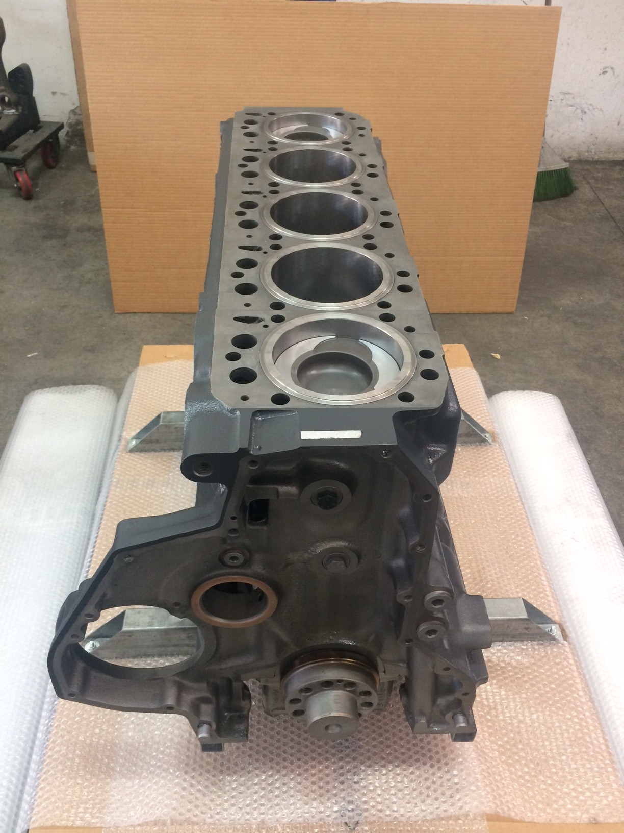 man engine d2865 5 cylinder